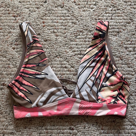 Maaji 4-Way-Wear Bikini Set - Picture 3 of 10